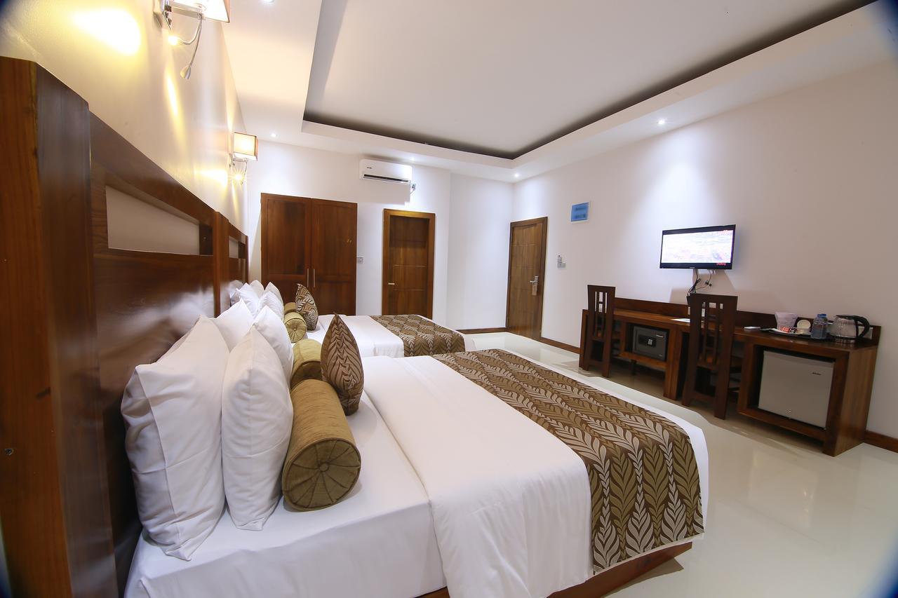 Rivendell Hotel كاندي المظهر الخارجي الصورة