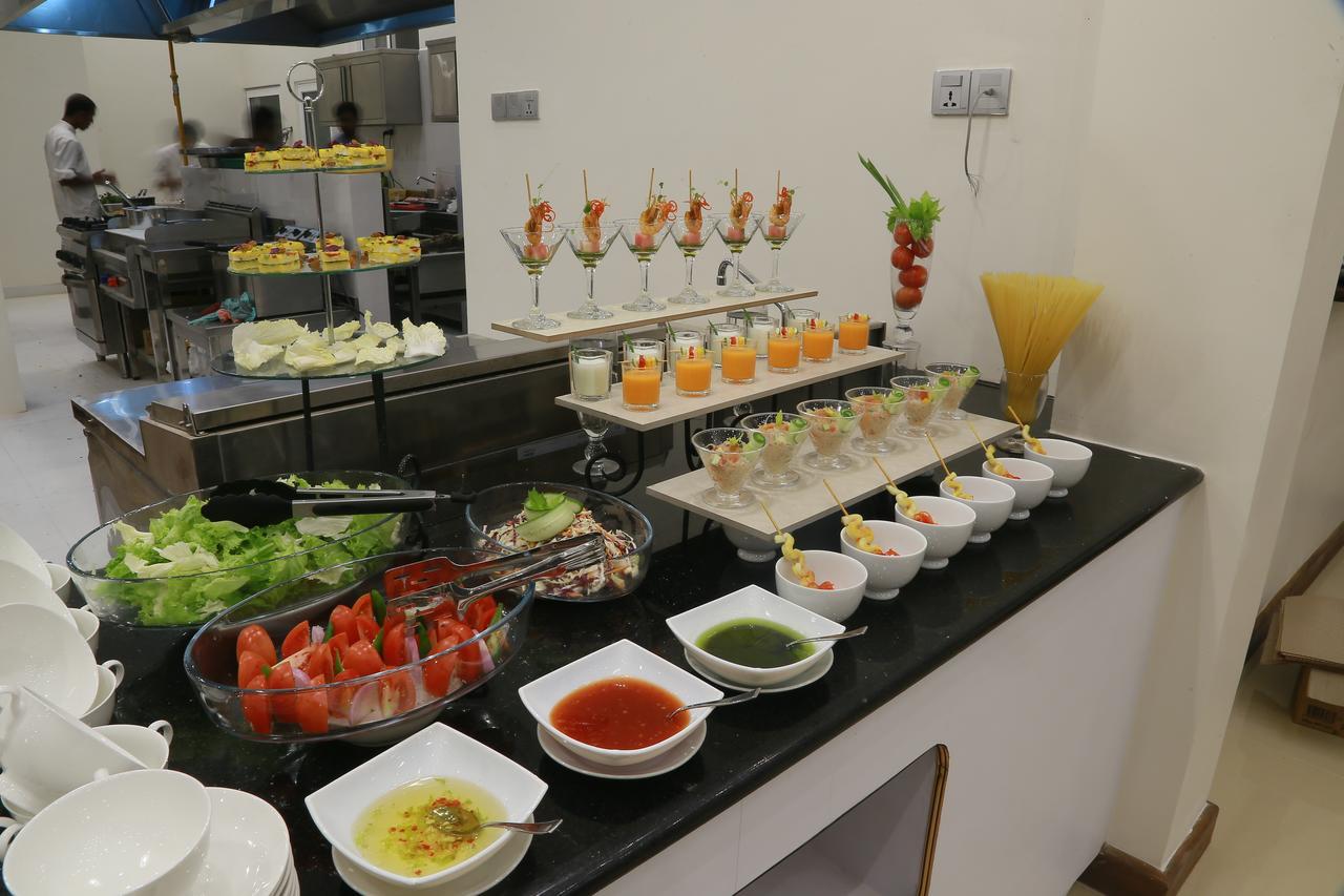 Rivendell Hotel كاندي المظهر الخارجي الصورة