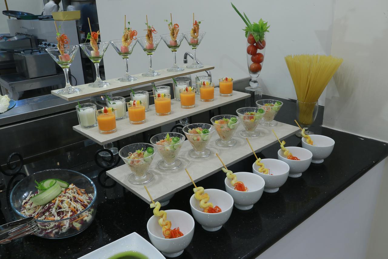 Rivendell Hotel كاندي المظهر الخارجي الصورة
