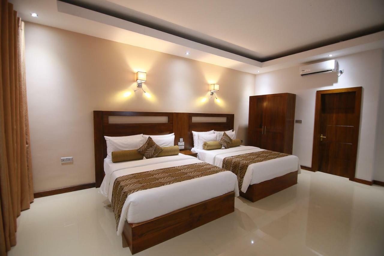 Rivendell Hotel كاندي المظهر الخارجي الصورة